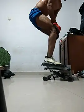 exotico2323 online show from April 7, 2026, 12:44 am