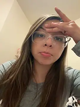 bunnygorl12 online show from March 3, 2026, 3:23 am