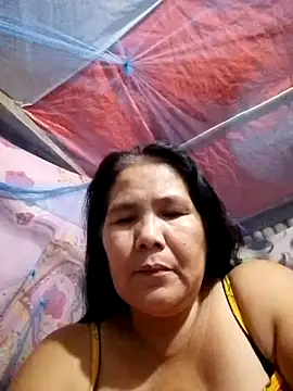 Snapshot of milagrose_rose chatting on October 22, 2025, 12:49 pm milagrose rose online show from October 22, 2025, 12:49 pm