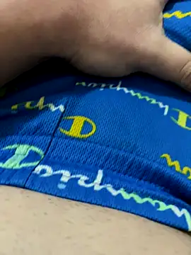 vvUMvv online show from November 27, 2025, 6:48 am