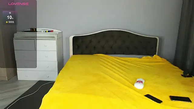 KaiChicken online show from April 11, 2026, 9:08 pm