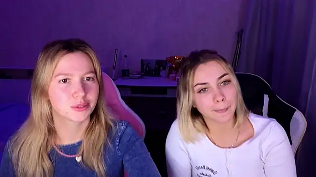 stefany and bettany online show from December 1, 2025, 7:41 pm