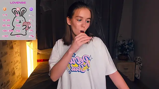 TienKnous online show from November 10, 2025, 7:13 pm