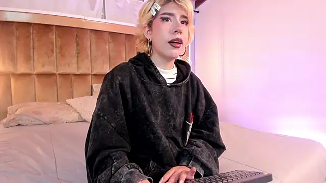 SamyShark online show from January 13, 2026, 4:40 am