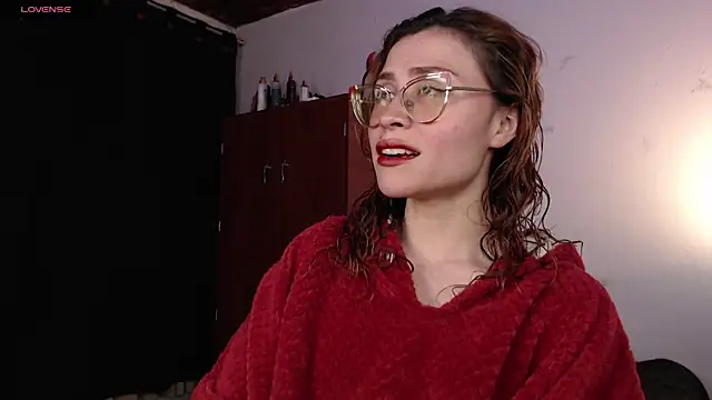 Snapshot of Alessandra_Shayk666 chatting on November 27, 2025, 11:40 pm Alessandra Shayk666 online show from November 27, 2025, 11:40 pm