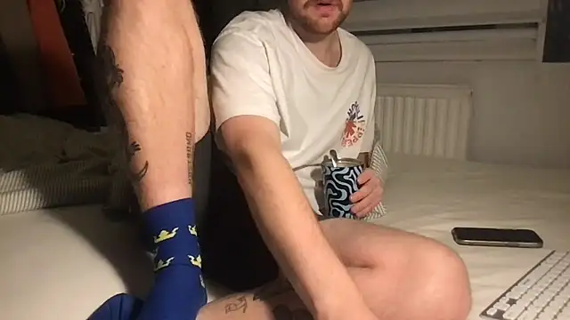 Angus80085 online show from November 1, 2025, 11:40 pm