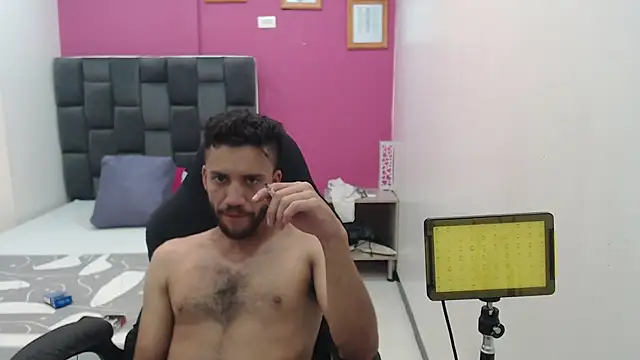 Juan FelipeX01 online show from October 17, 2025, 10:56 pm