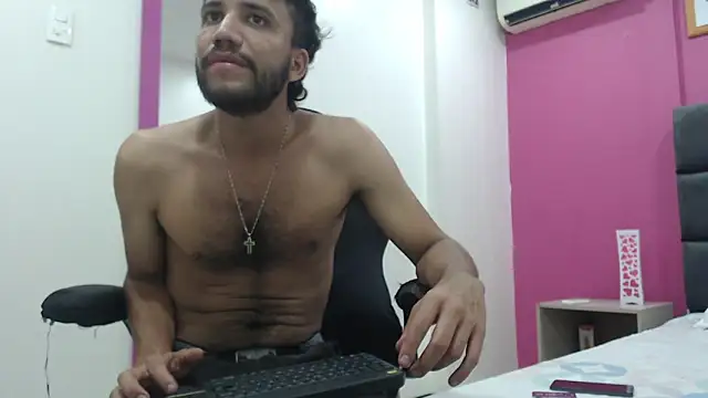 Juan FelipeX01 online show from October 29, 2025, 3:14 pm