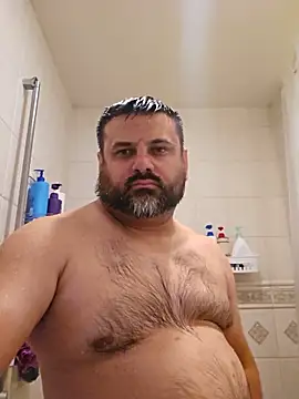 Roddog18 online show from June 6, 2026, 12:43 pm