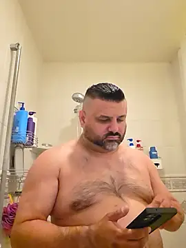 Roddog18 online show from July 22, 2026, 4:04 am