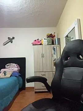 Miichii online show from December 3, 2025, 11:03 pm