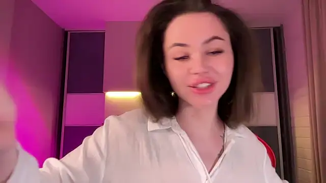 AlmaryKim online show from February 13, 2025, 9:17 pm