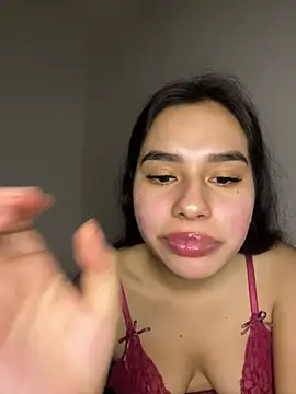 Brianna bunny05 online show from April 27, 2026, 3:48 am