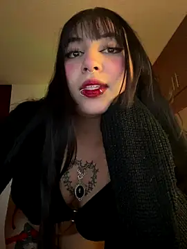 Hinatamoon  online show from December 18, 2025, 5:02 am