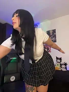 Hinatamoon  online show from March 18, 2026, 3:42 am