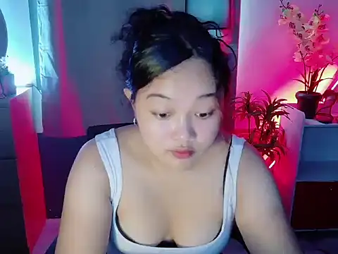 UrFavouriteCravings online show from April 16, 2026, 1:39 am