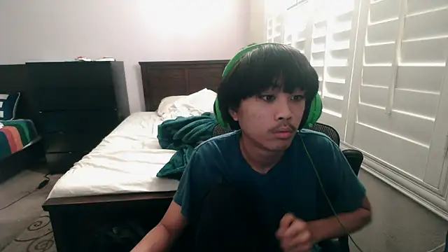 youngasianboy2007 online show from December 16, 2025, 8:47 pm