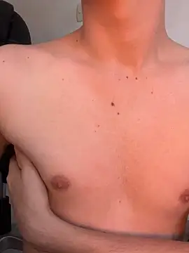 Snapshot of LiamMyst chatting on October 8, 2025, 2:04 pm LiamMyst online show from October 8, 2025, 2:04 pm