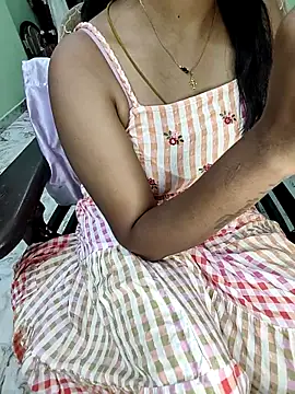 tamil thaara03 online show from April 12, 2026, 6:02 pm