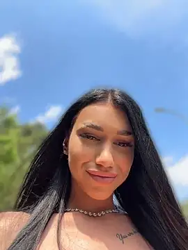 Snapshot of ilariea_girl chatting on May 28, 2026, 12:57 pm ilariea girl online show from May 28, 2026, 12:57 pm