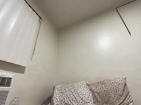 barbiedoll-trixie online show from October 1, 2025, 3:23 am