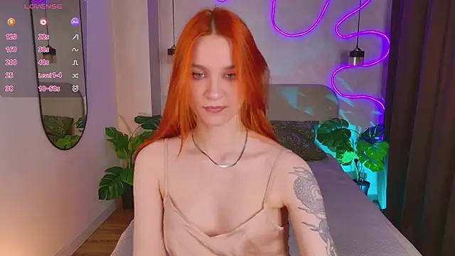 PollyMayer online show from June 16, 2026, 8:55 pm