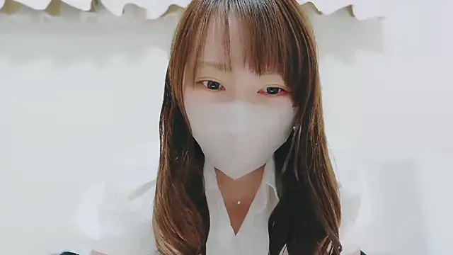 Risa love online show from November 17, 2025, 5:19 pm