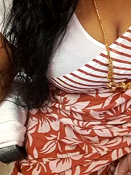 Tamil Ammani online show from November 17, 2025, 2:28 am