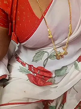 Tamil Ammani online show from December 13, 2025, 7:53 pm