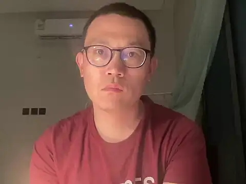 yewuzhibb online show from October 4, 2025, 2:48 pm