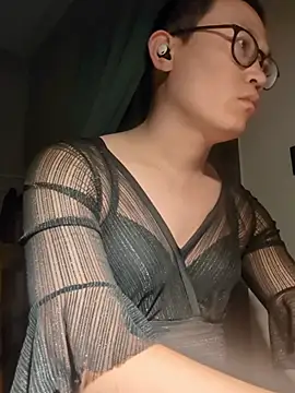 yewuzhibb online show from October 10, 2025, 3:22 pm