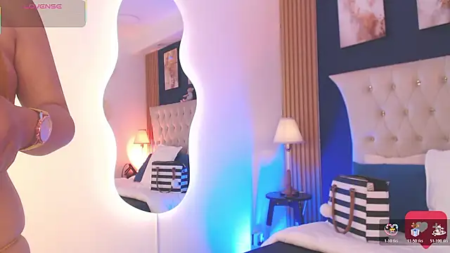 Snapshot of GloryShine chatting on February 10, 2026, 12:53 pm GloryShine online show from February 10, 2026, 12:53 pm