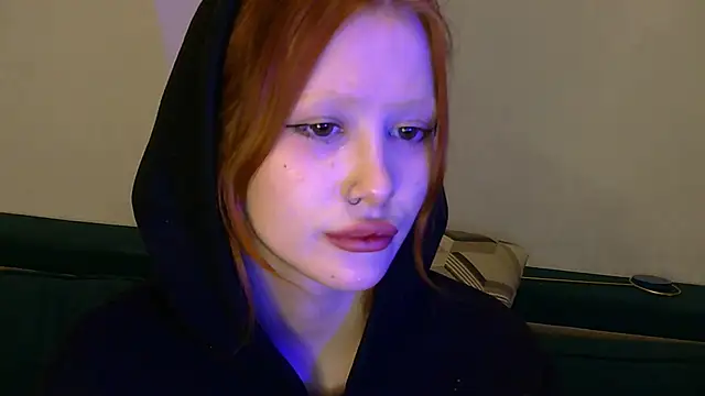 Snapshot of Nyra_Thira chatting on February 16, 2026, 7:10 pm Nyra Thira online show from February 16, 2026, 7:10 pm