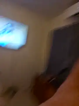 Snapshot of Sasu88_2 chatting on October 19, 2025, 12:44 am Sasu88 2 online show from October 19, 2025, 12:44 am