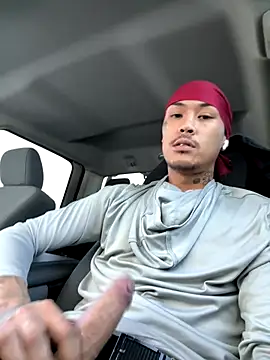 Loadedeggs online show from October 21, 2025, 5:24 pm