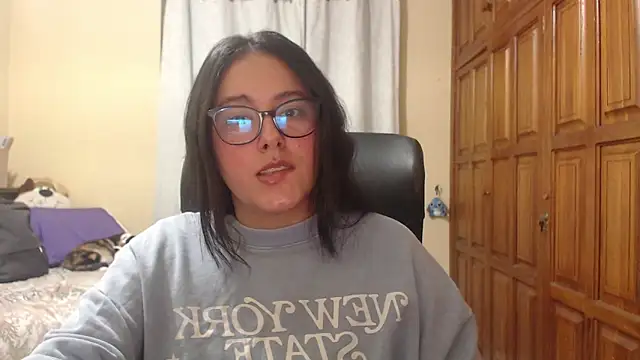 Venus cat  online show from March 15, 2026, 2:50 am