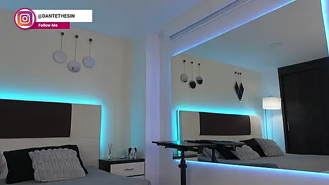 DanteeStone online show from December 18, 2025, 8:15 pm