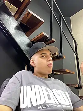 Snapshot of jeff2995_ chatting on March 25, 2026, 8:04 pm jeff2995 online show from March 25, 2026, 8:04 pm