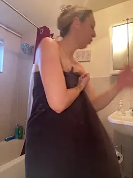 AmberLustXXX online show from April 14, 2026, 11:11 pm