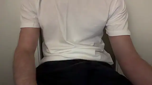 Snapshot of ncjuice_ chatting on May 18, 2026, 9:42 pm ncjuice online show from May 18, 2026, 9:42 pm