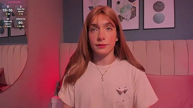 Snapshot of DaimondPink chatting on November 11, 2025, 11:54 am DaimondPink online show from November 11, 2025, 11:54 am