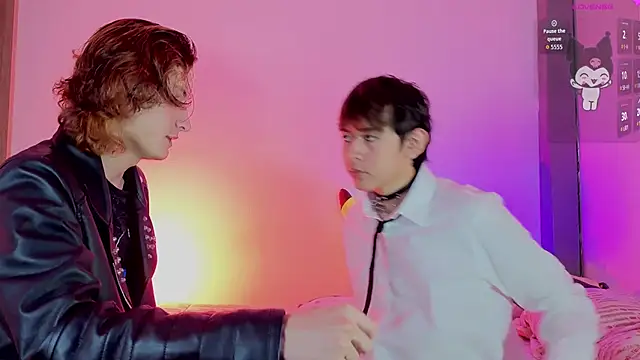 Snapshot of Darcy_and_Stolas chatting on October 10, 2025, 2:32 am Darcy and Stolas online show from October 10, 2025, 2:32 am