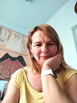 Masha412111 online show from December 17, 2025, 12:11 pm