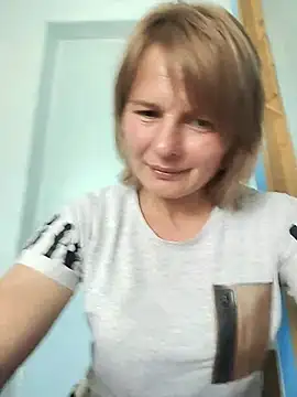Snapshot of Masha412111 chatting on May 26, 2026, 8:43 am Masha412111 online show from May 26, 2026, 8:43 am