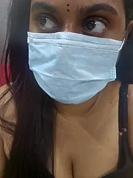 Dheronika sweetie online show from March 15, 2026, 6:25 pm