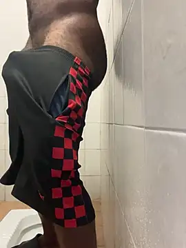 Snapshot of nice686@xh chatting on February 14, 2026, 8:16 pm nice686xh online show from February 14, 2026, 8:16 pm