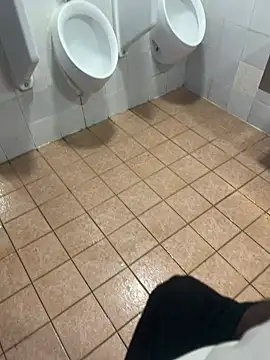 Snapshot of nice686@xh chatting on February 16, 2026, 8:16 pm nice686xh online show from February 16, 2026, 8:16 pm