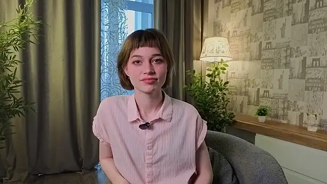 PaulaDauge online show from October 6, 2025, 1:58 am