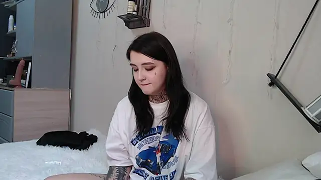 Snapshot of Rin_andersonn chatting on October 16, 2025, 10:27 am Rin andersonn online show from October 16, 2025, 10:27 am