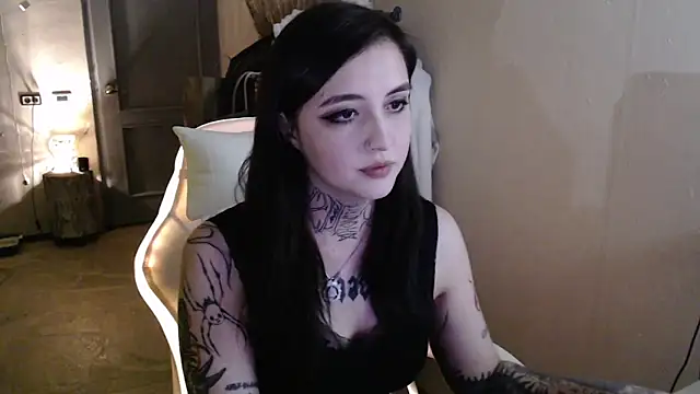 Snapshot of Rin_andersonn chatting on October 23, 2025, 7:45 pm Rin andersonn online show from October 23, 2025, 7:45 pm